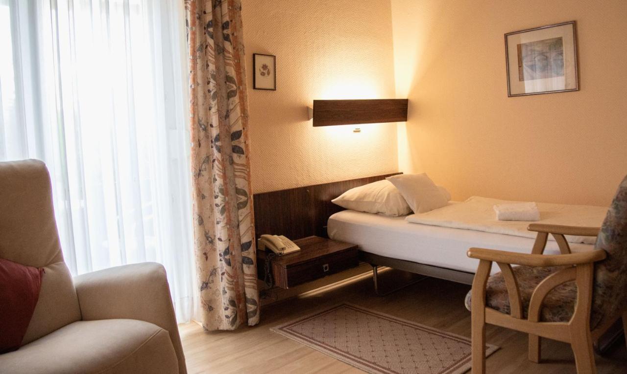 Haus Mecklenburg Hotel Pension Bad Salzuflen Buitenkant foto