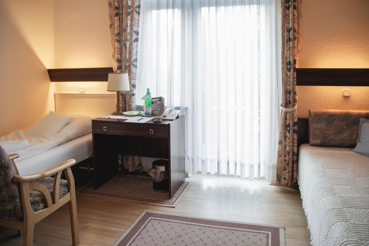 Haus Mecklenburg Hotel Pension Bad Salzuflen Buitenkant foto